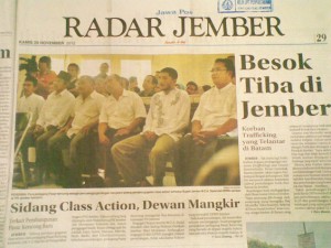 Radar Jember - Pihak pedagang Pasar Kencong sebagai para penggugat terhadap Bupati Jember M.Z.A. Djalal dan DPRD Jember di PN Jember